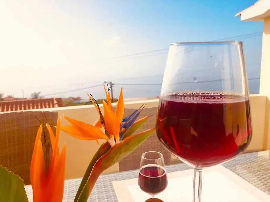 Casa Vista Mar -2 Bedrooms,Fantastic Seaview Estreito da Calheta Portugália